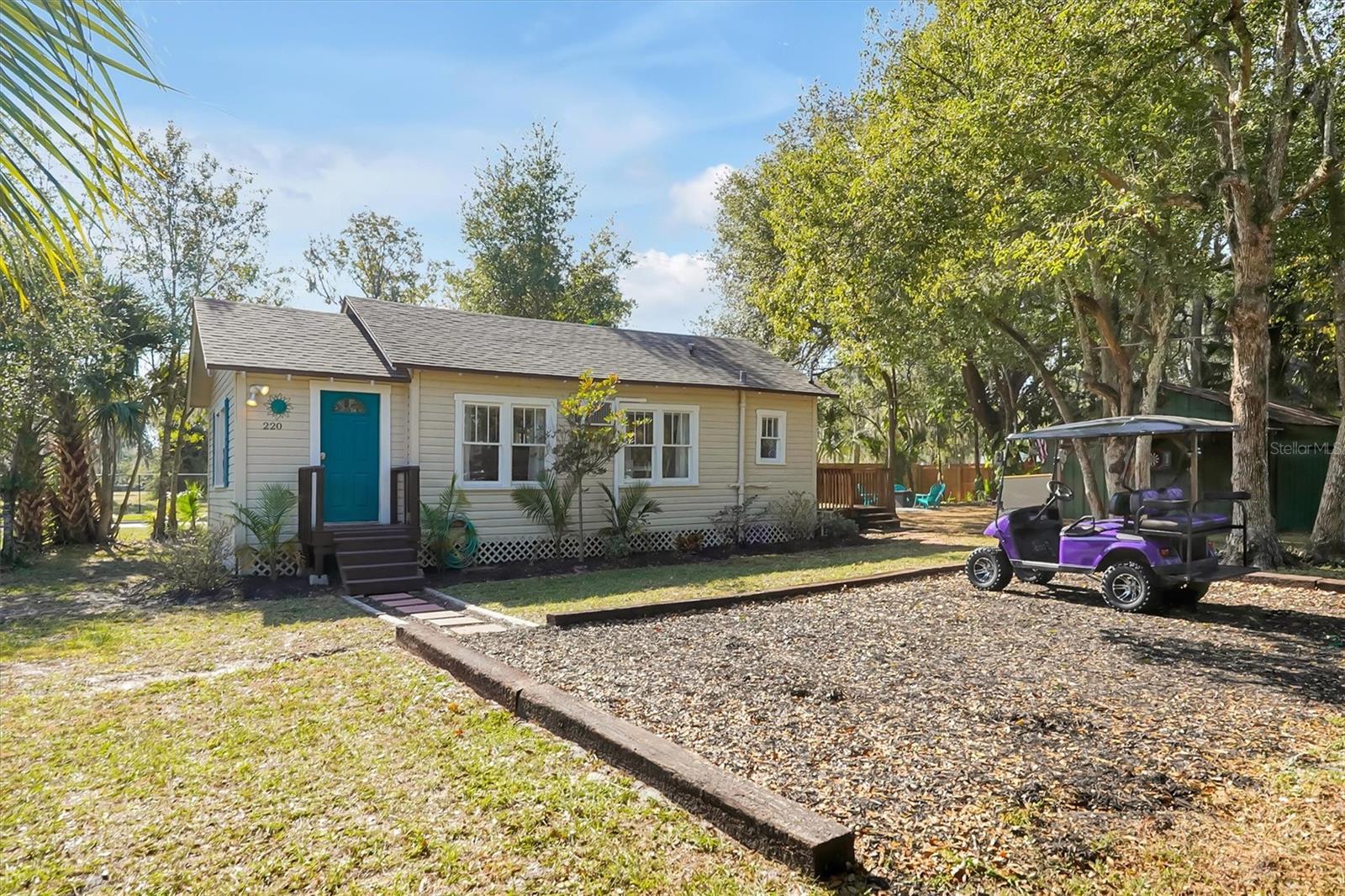 STRINGFELLOWS SUB - Residential