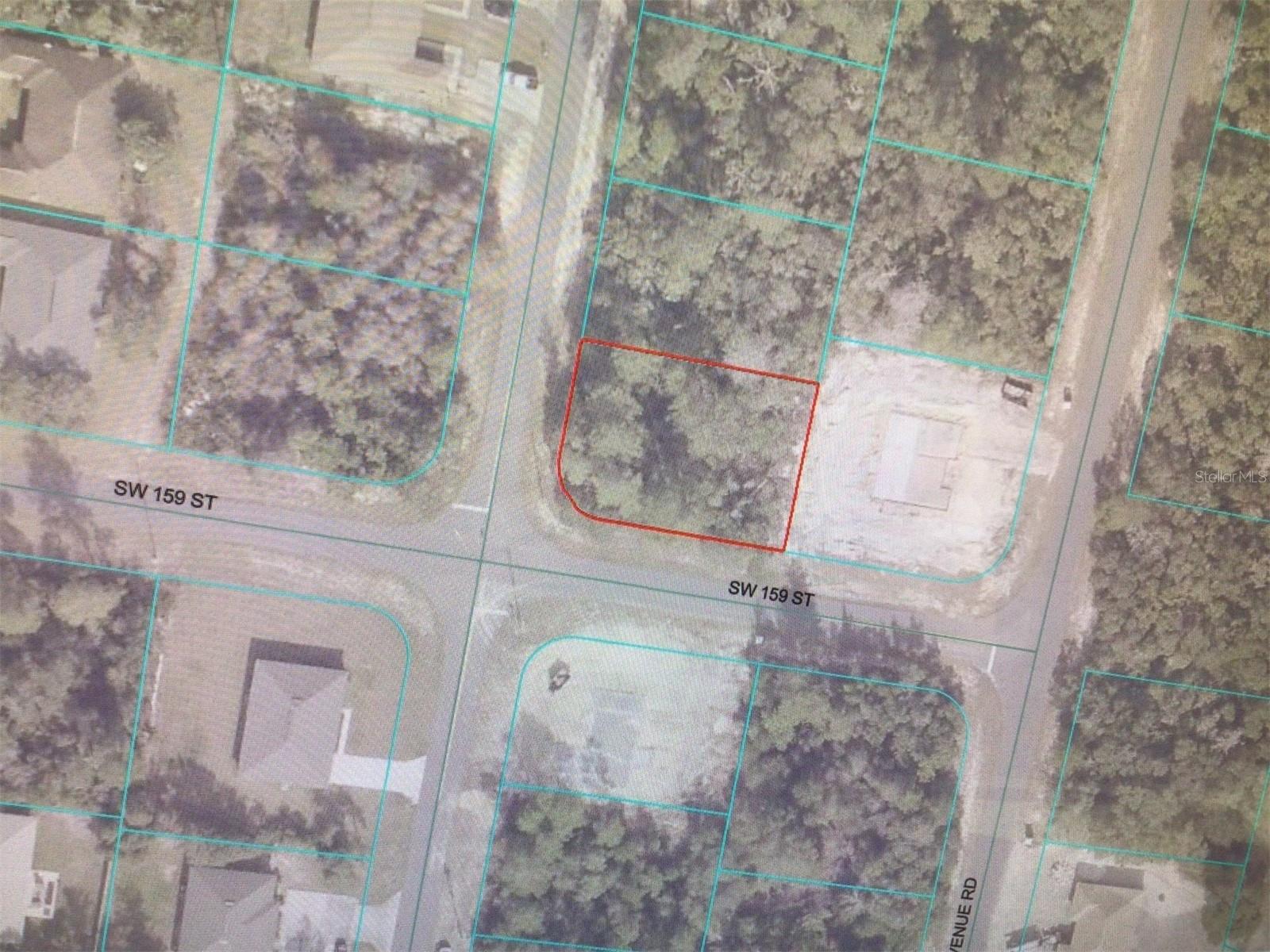 MARION OAKS - Land