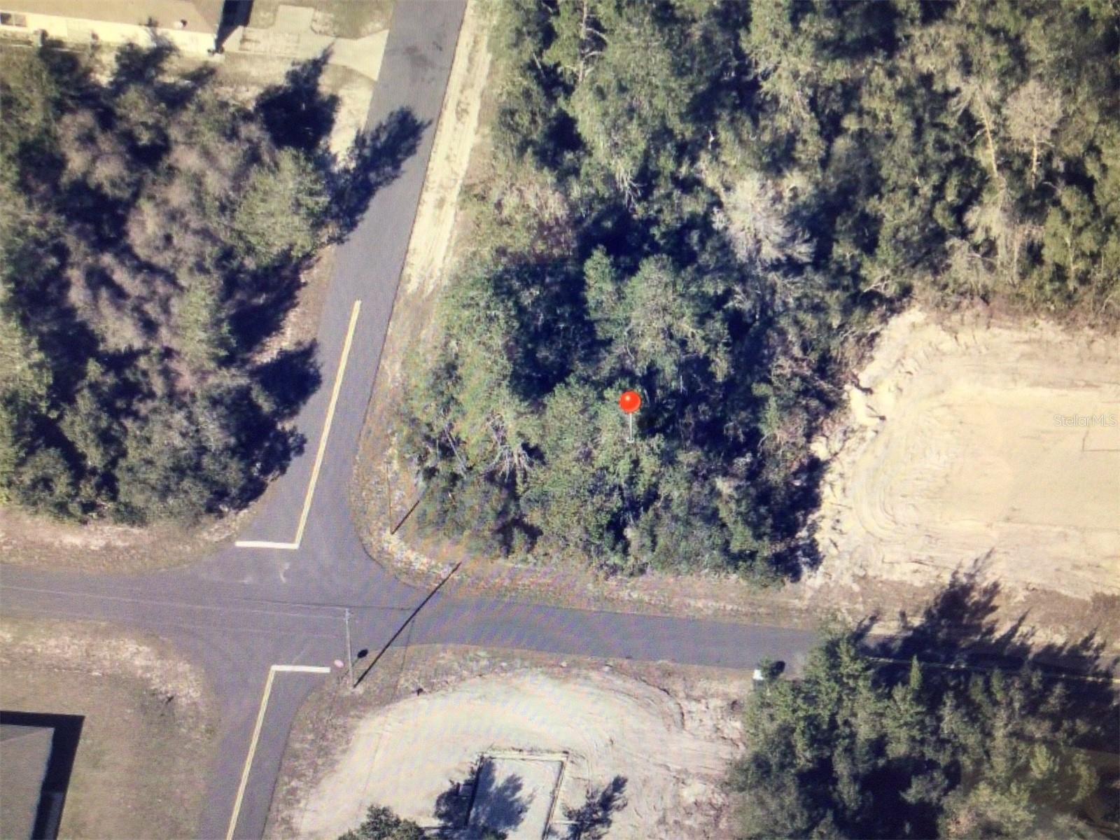 MARION OAKS - Land