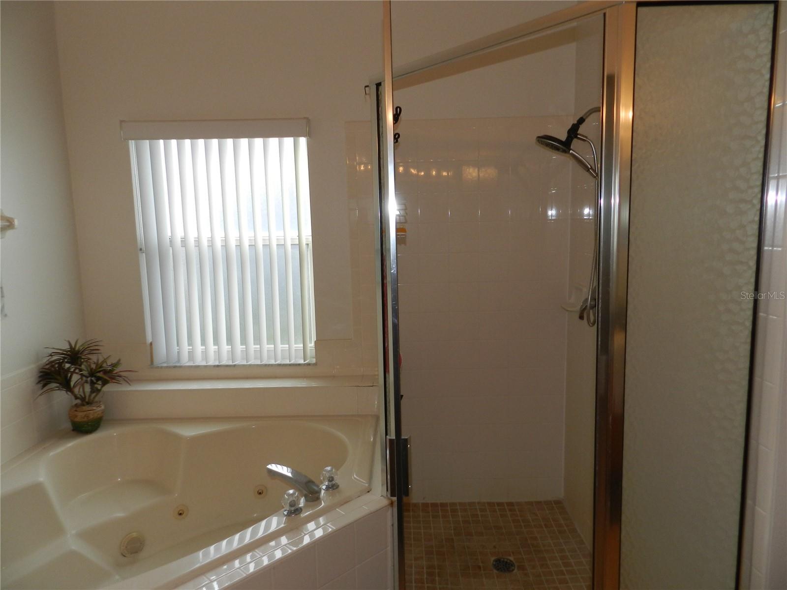 BELLALAGO - Residential