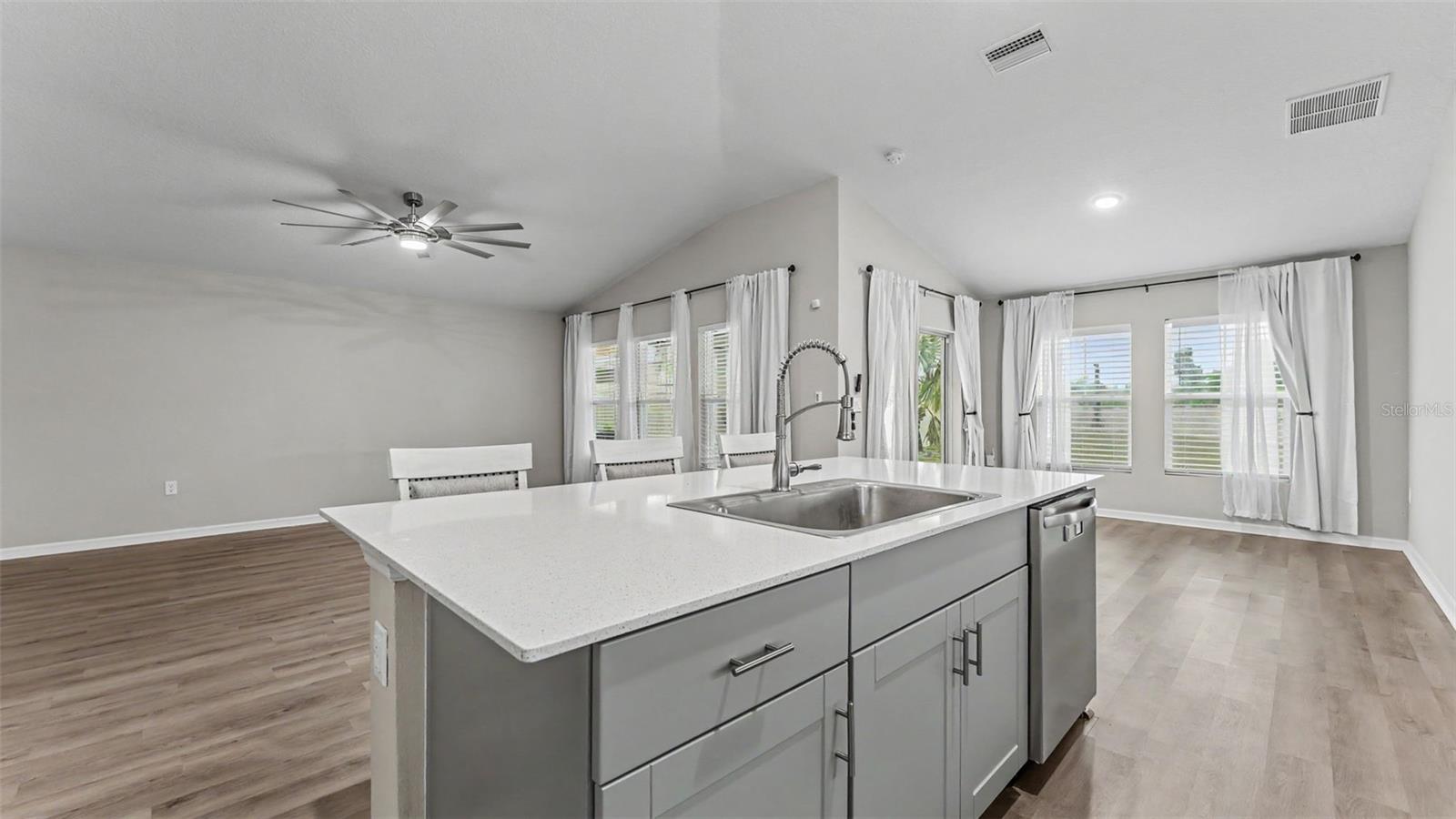RIVERSTONE PH 5 & 6 - Residential