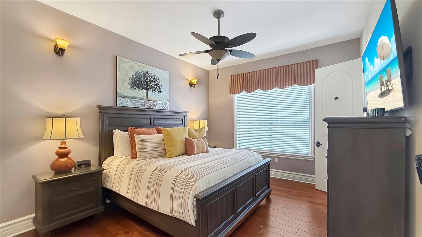 REUNION WEST VLGS NORTH - Residential