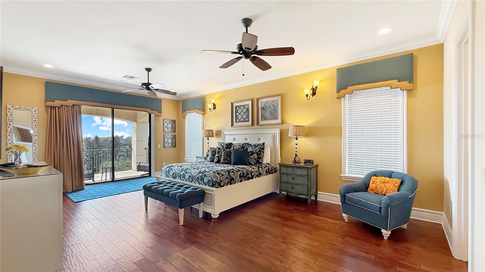 REUNION WEST VLGS NORTH - Residential