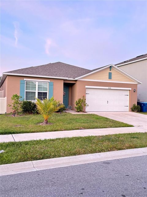 Photo of 2068 Doe Run Drive, Davenport, FL 33837 (MLS # S5142798)