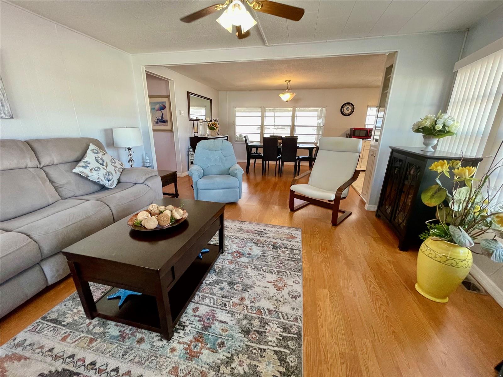 SUNSET PALMS UNREC - Residential