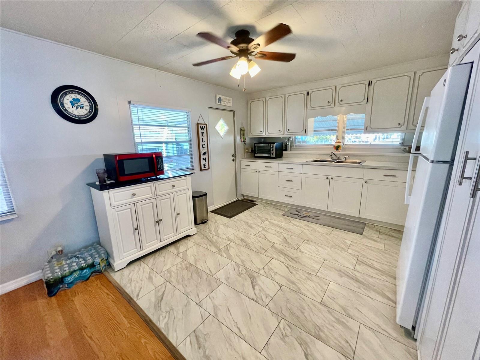 SUNSET PALMS UNREC - Residential