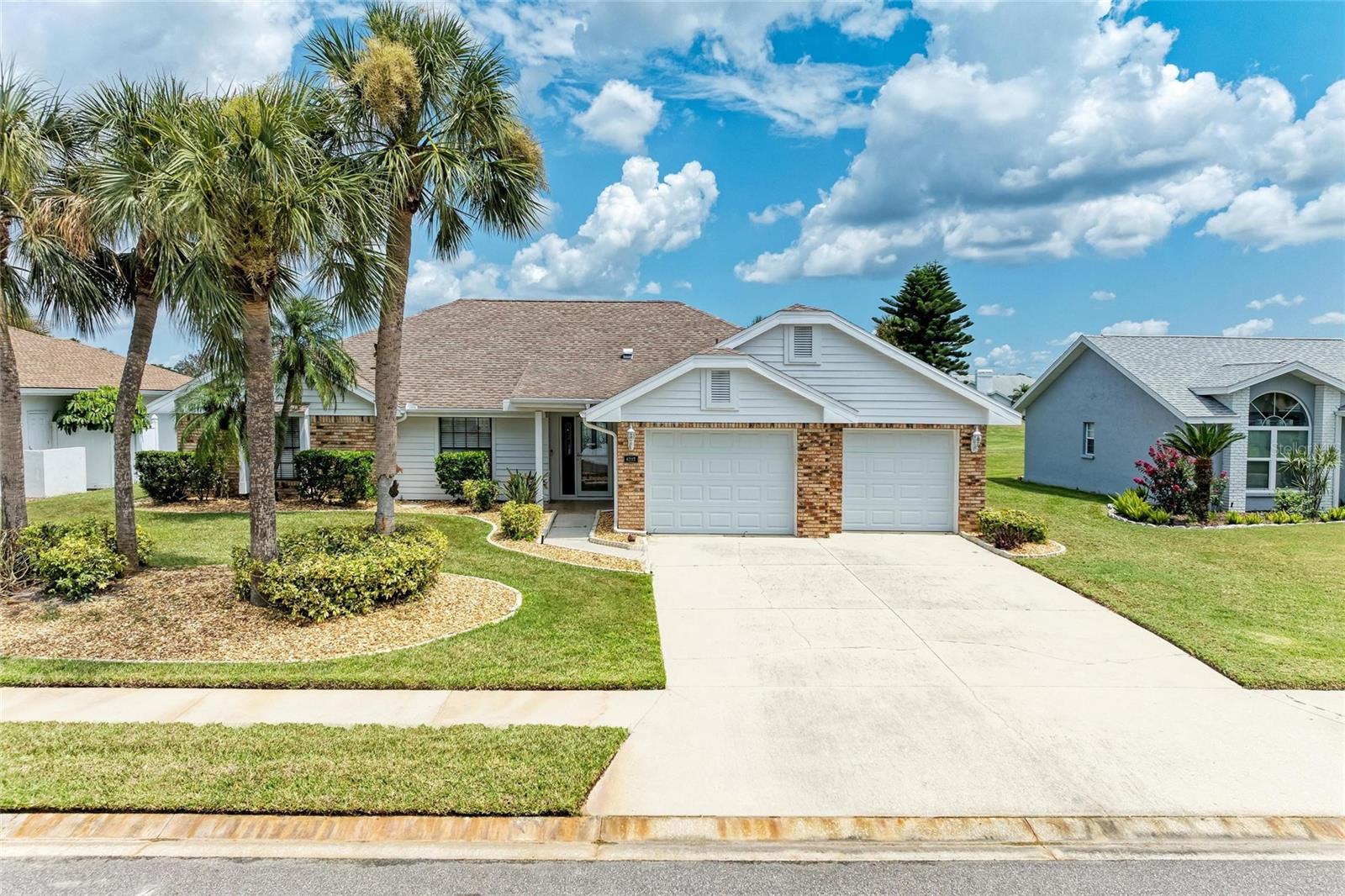 PERIDIA GOLF & CC NOW IS OFFERING THIS WELL- MAINTAINED HOME ..FRESHLY PAINTED OUTSIDE AND POOL DECK RESURFACED AND PAINTED. A TOTAL DEEP CLEANED HOME INSIDE AND MOVE IN READY. LARGE PRIVATE POOL OVERLOOKING THE 15 TEE AND GREAT VIEWS FROM YOUR EXTENDED FLORIDA ROOM FOR ENTERTAINING. LARGE EAT-IN KITCHEN OVERLOOKING THE FAIRWAY. MASTER BEDROOM LEADS INTO YOUR PRIVATE BATH WITH TUB AND WALK IN SHOWER. 2ND BATH LEADS TO THE POOL FOR COVENIENCE. PERIDA HAS IT ALL ...GOLF, TENNIS, PICKLEBALL, DINING, SUNDAY BRUNCH, ENTERTAINMENT, EXERCISE CLASSES IN THE POOL WEEKDAYS. HOLIDAY PARTIES. CLOSE TO SHOPPING, AIRPORTS AND BEACHES.
SELLER IS A LICENCED REALTOR OUT OF STATE