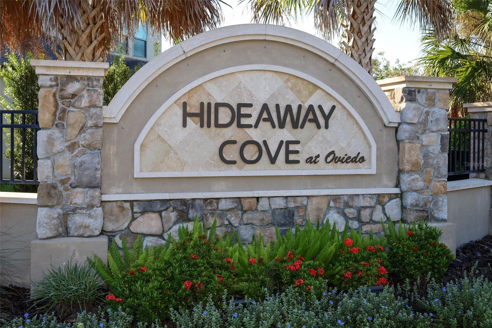 HIDEAWAY COVE AT OVIEDO PH 1 - Residential