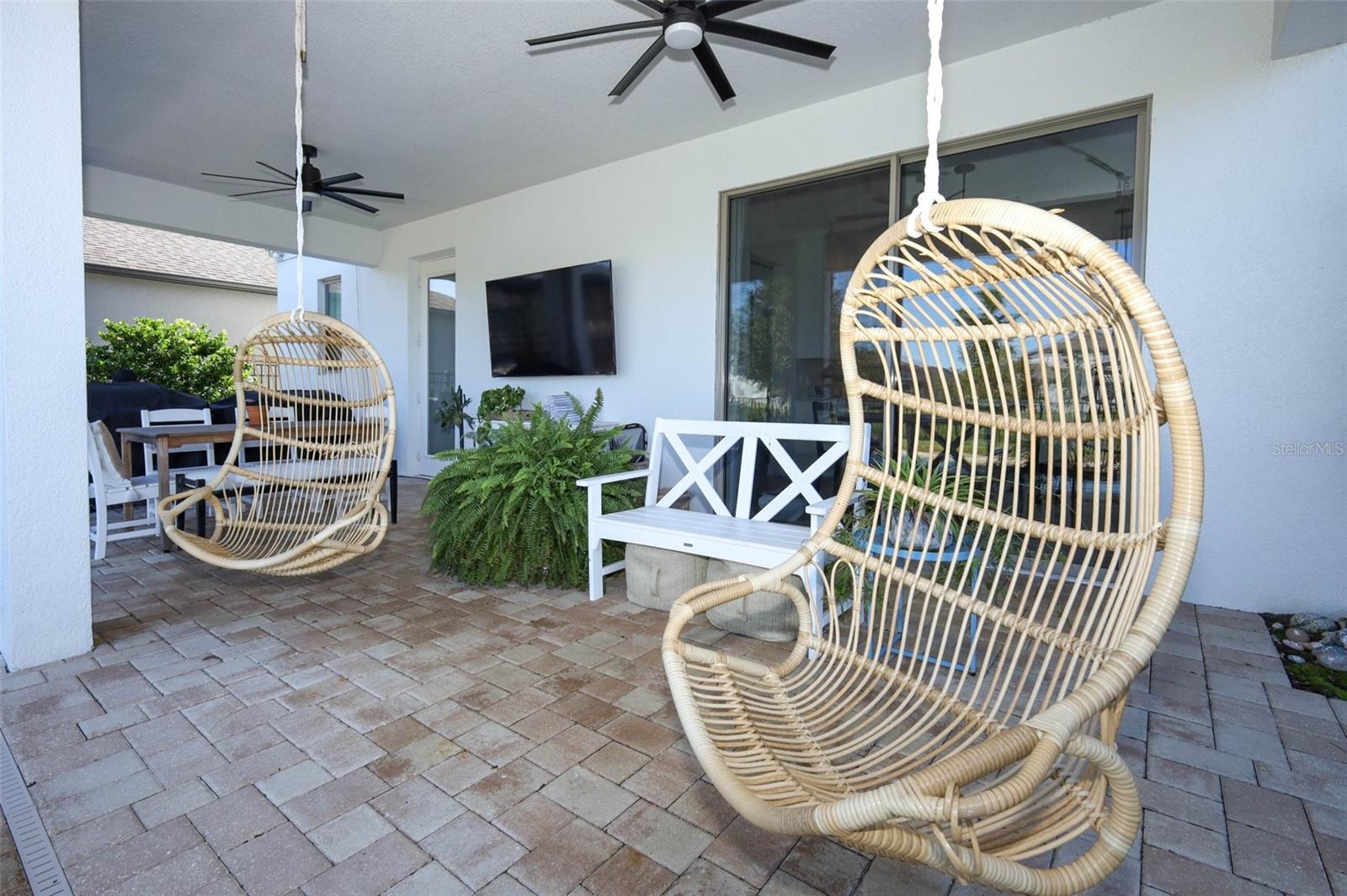 HIDEAWAY COVE AT OVIEDO PH 1 - Residential