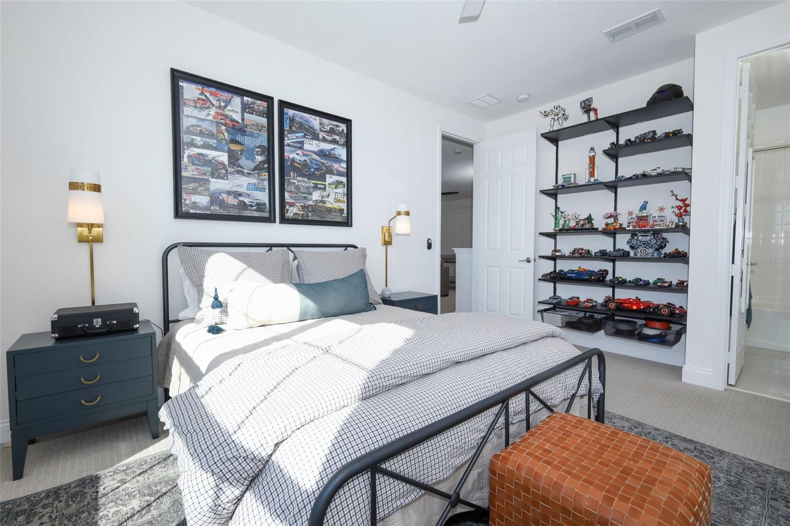 HIDEAWAY COVE AT OVIEDO PH 1 - Residential