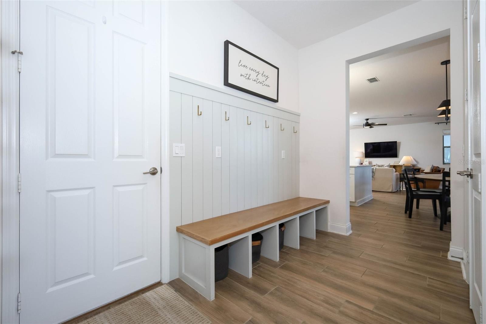 HIDEAWAY COVE AT OVIEDO PH 1 - Residential