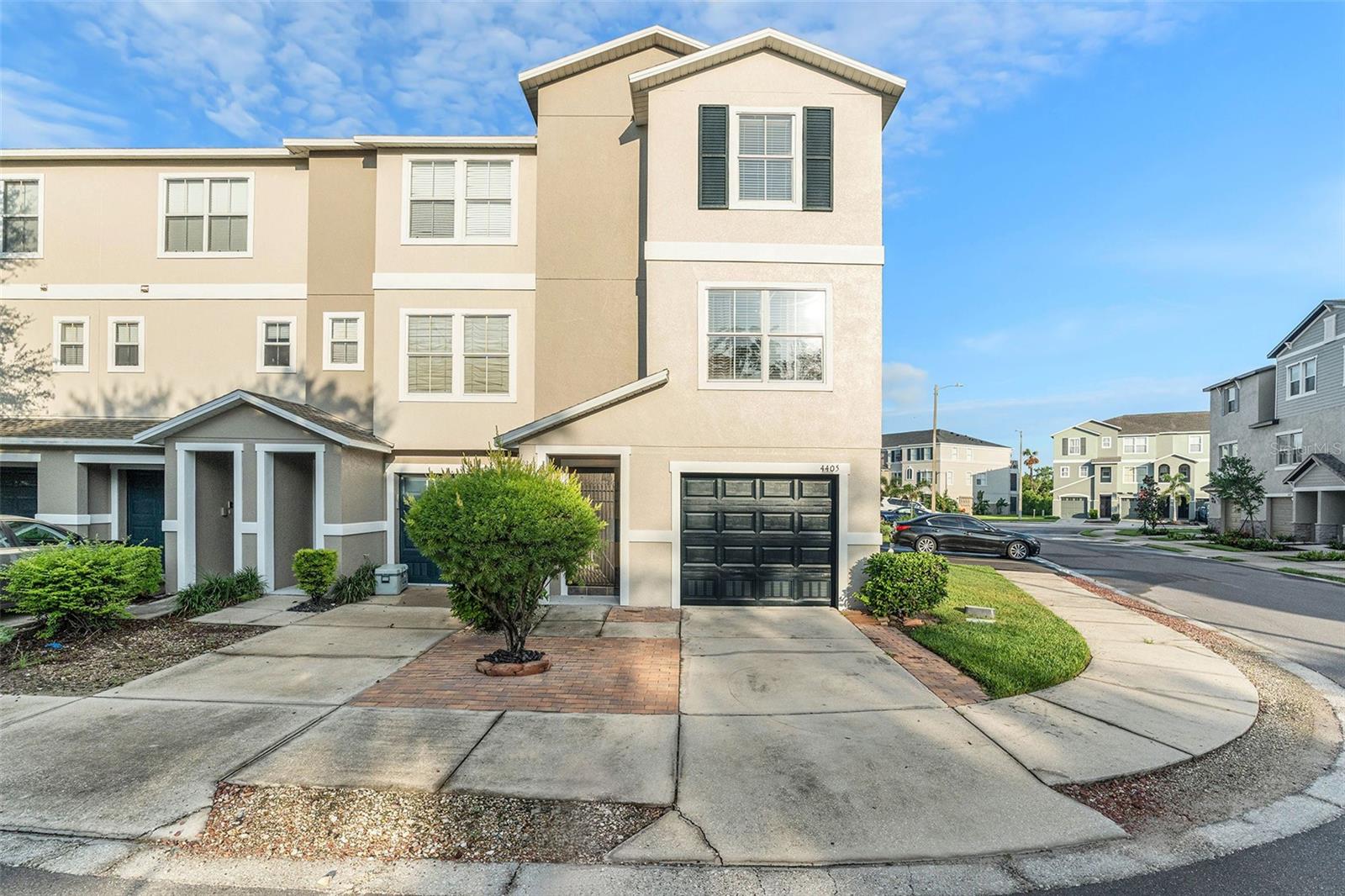 View TAMPA, FL 33619 townhome