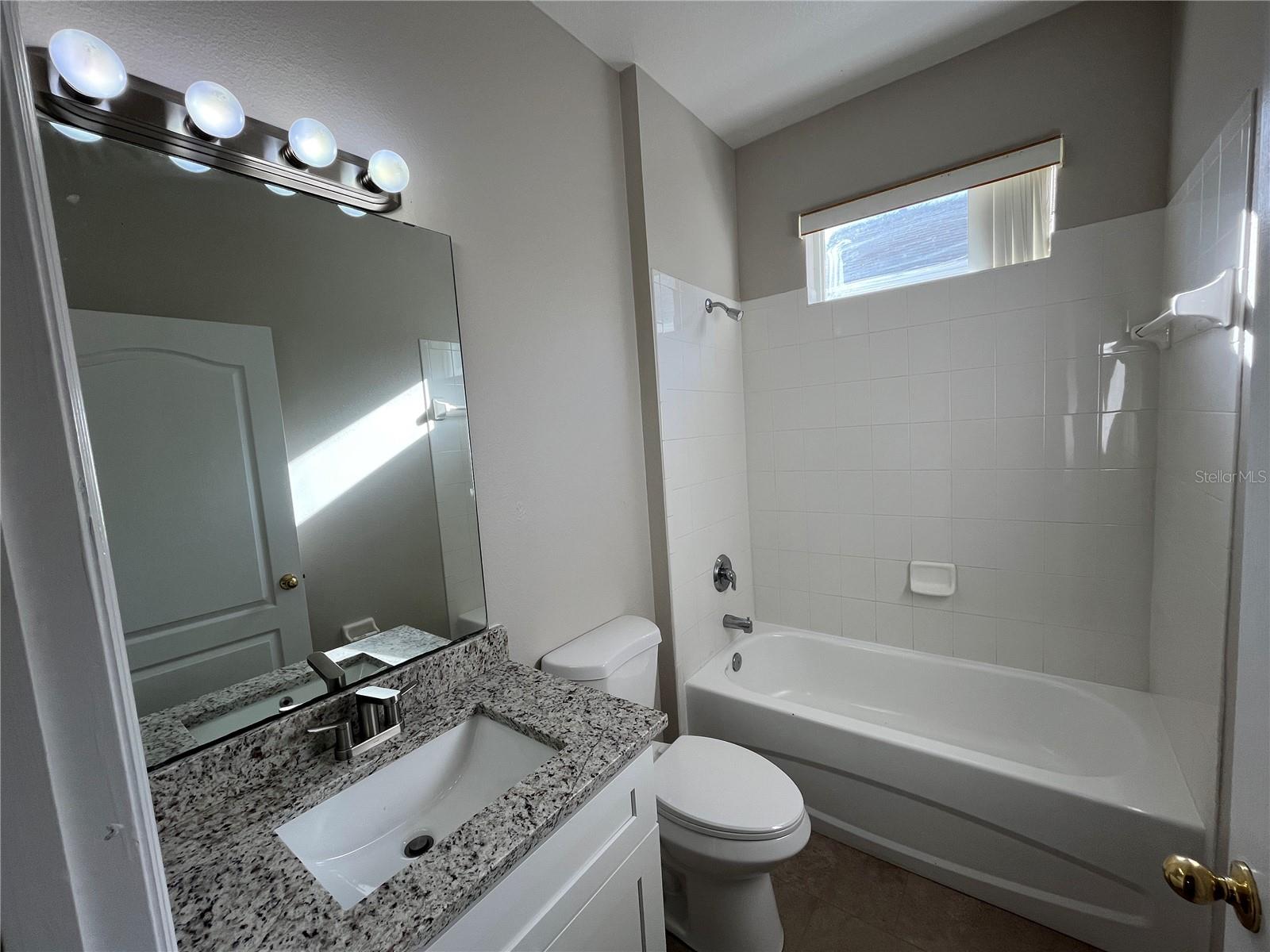 HICKORY COVE 50 149 - Residential Lease