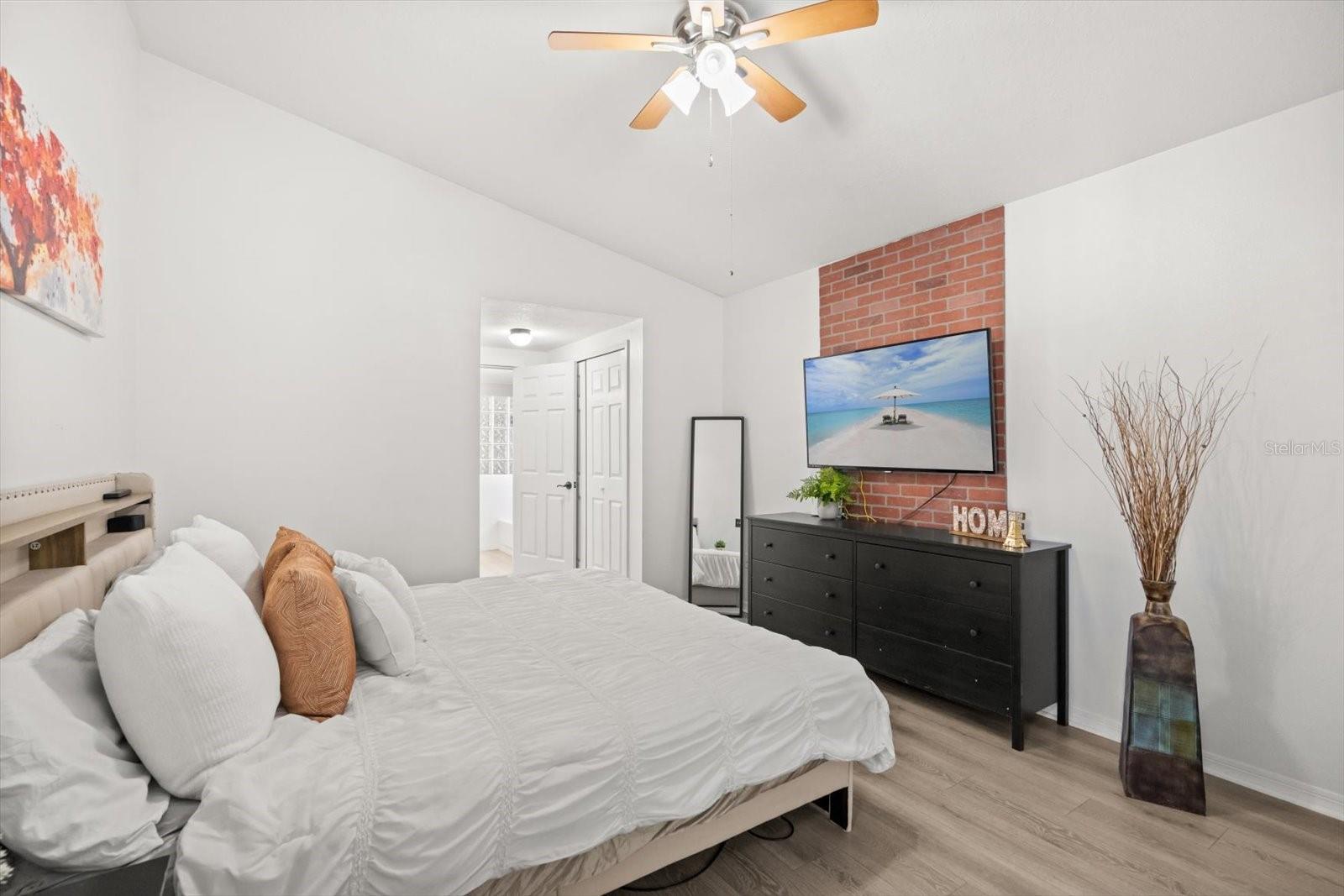 TWIN RIVERS SEC 4 UNIT 1 - Residential