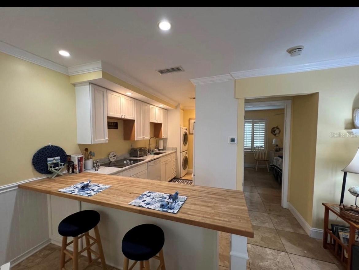 WATERSIDE AT COQUINA KEY SOUTH - Residential Lease