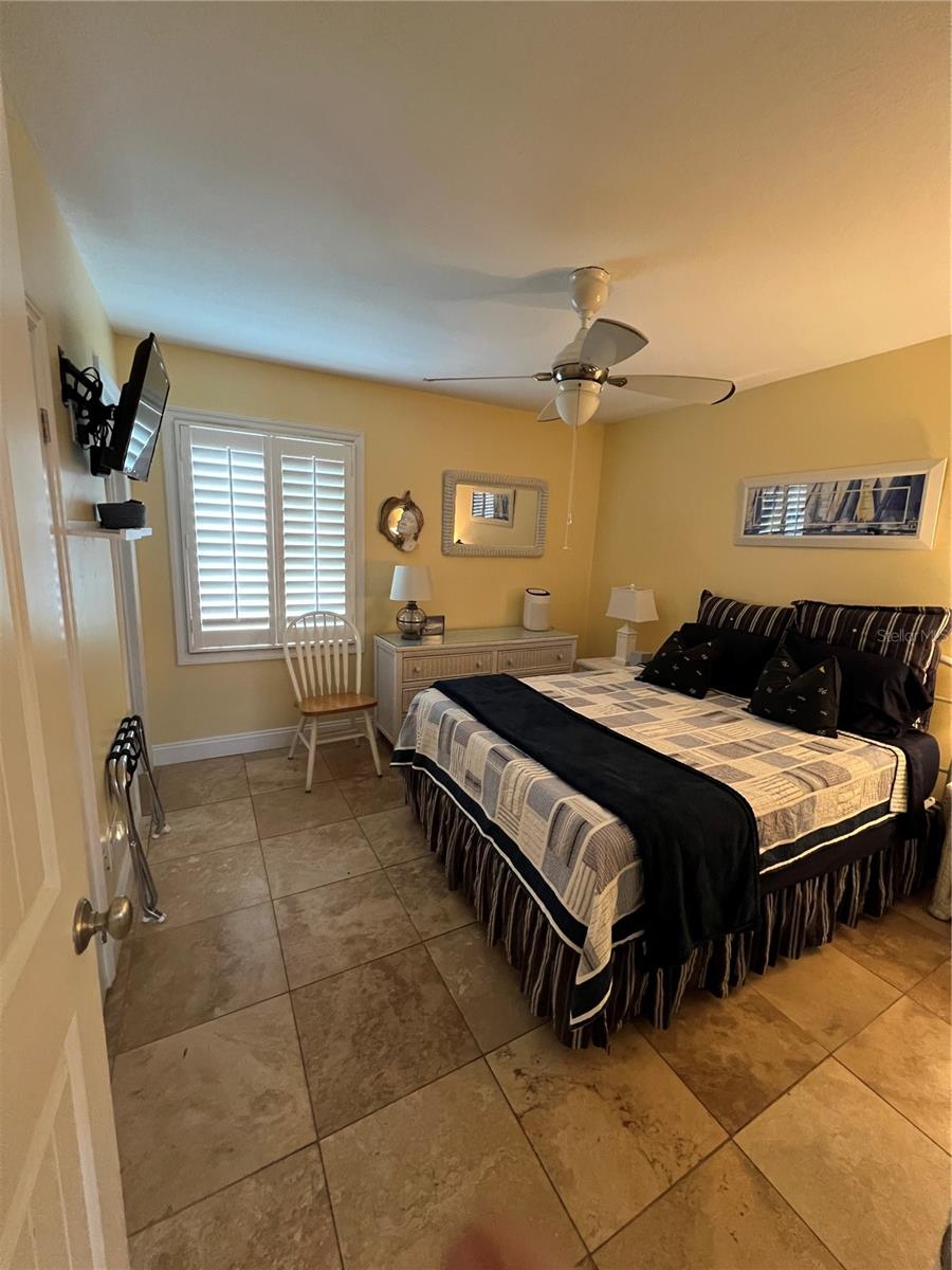 WATERSIDE AT COQUINA KEY SOUTH - Residential Lease