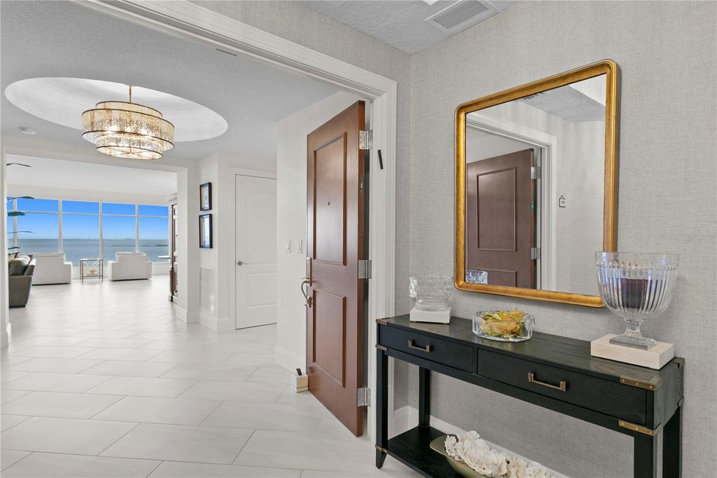 Photo of 4201 Bayshore Boulevard #1001, Tampa, FL 33611 (MLS # TB8434547)