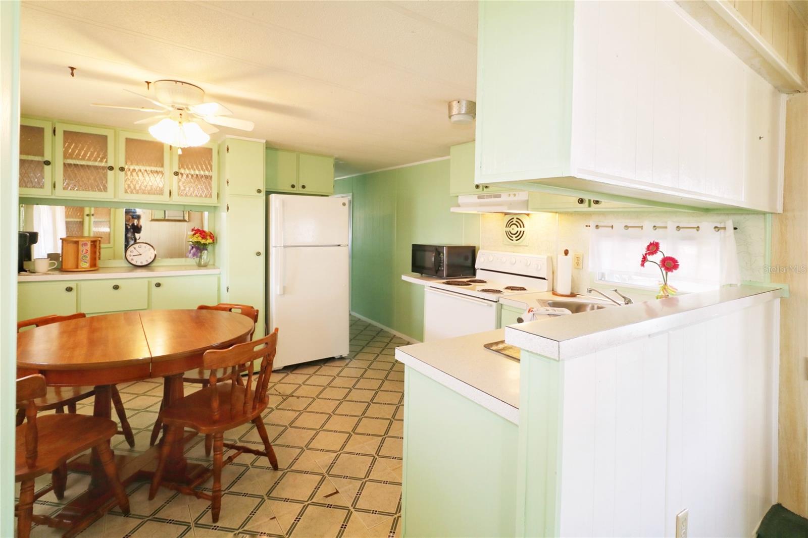 116 W SAINT JOHNS WAY
