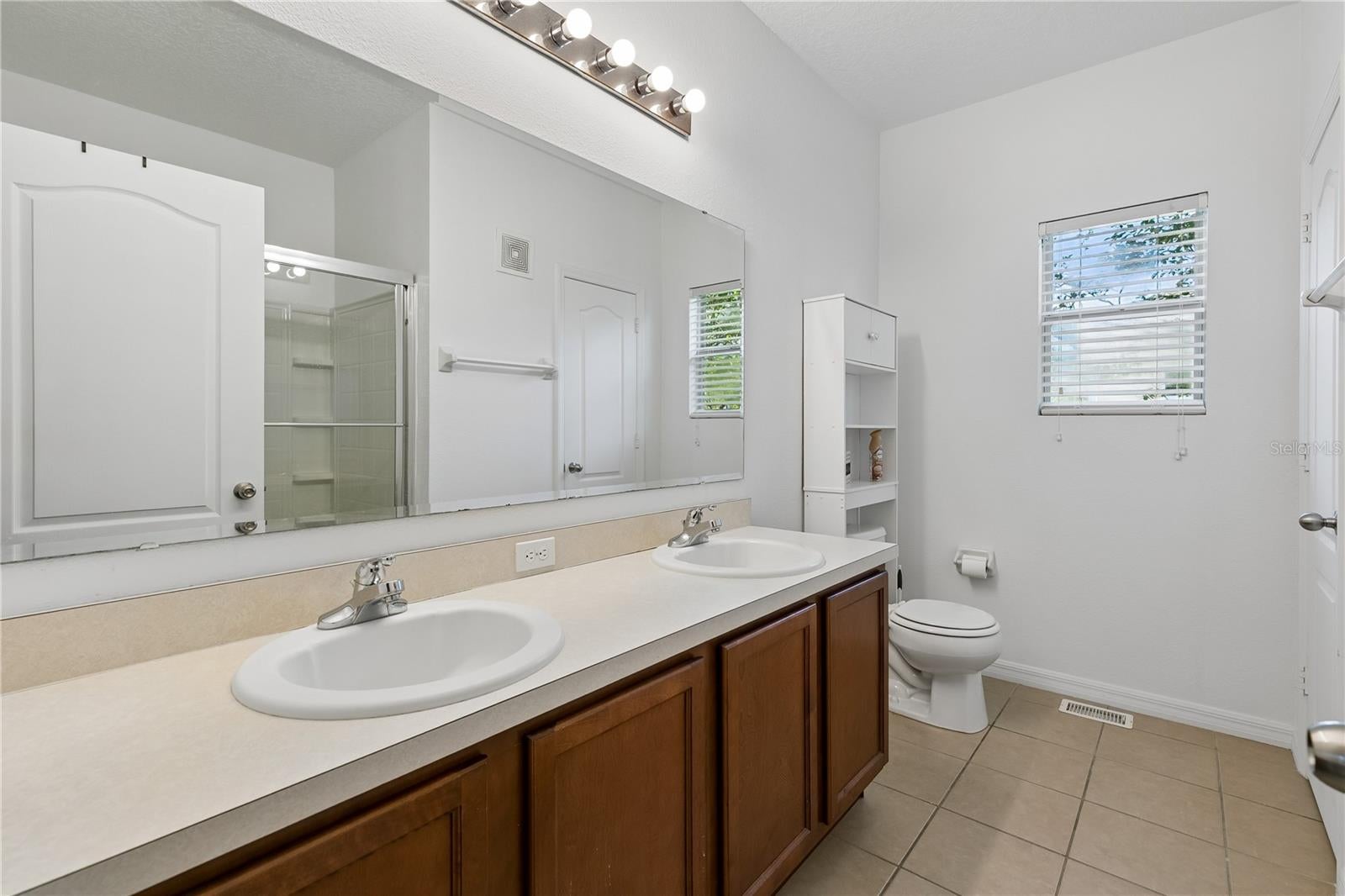 2264 BETSY ROSS LANE 2264