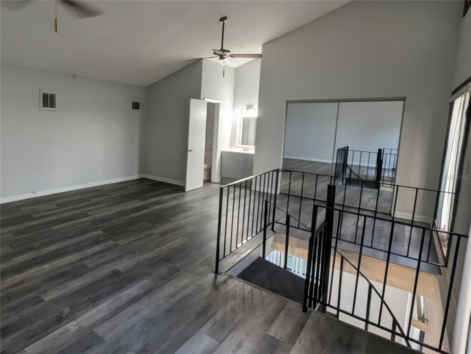 LAKE FOX SHORES - Residential Lease