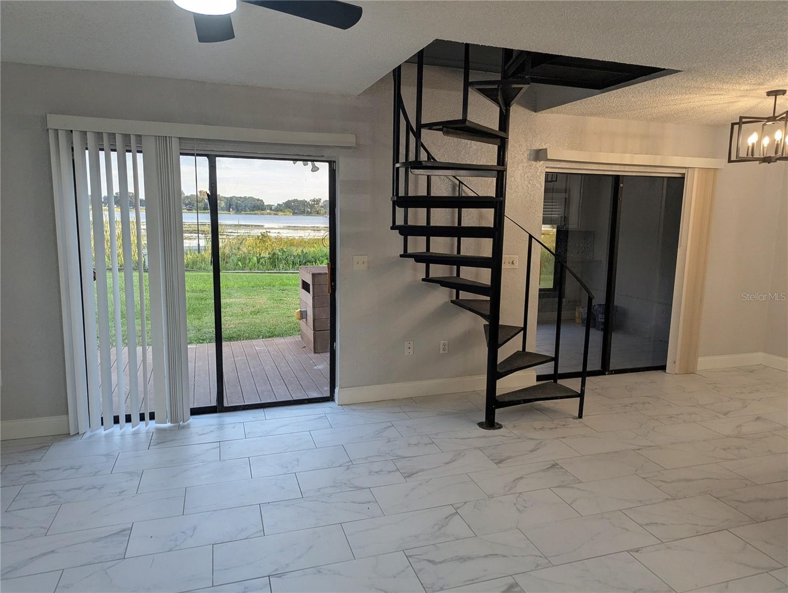 LAKE FOX SHORES - Residential Lease
