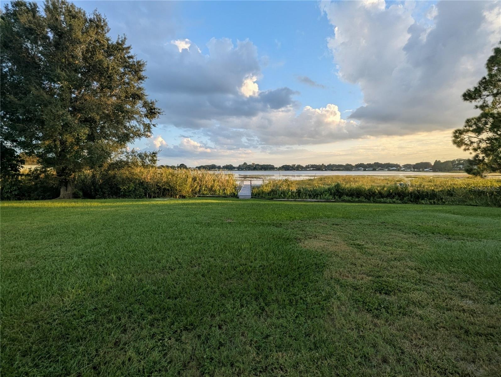 LAKE FOX SHORES - Residential Lease