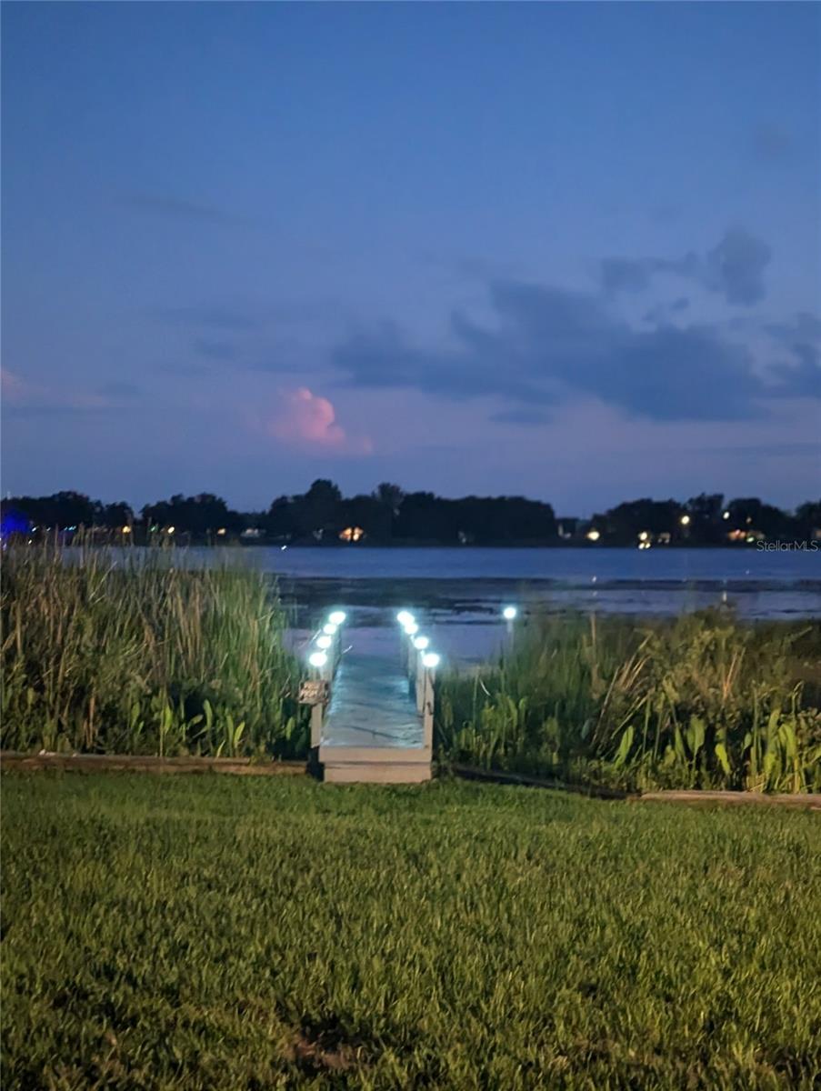 LAKE FOX SHORES - Residential Lease