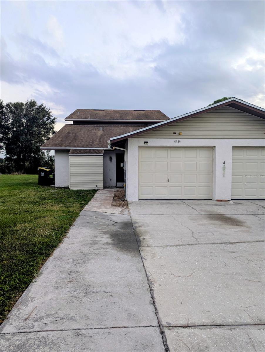 LAKE FOX SHORES - Residential Lease