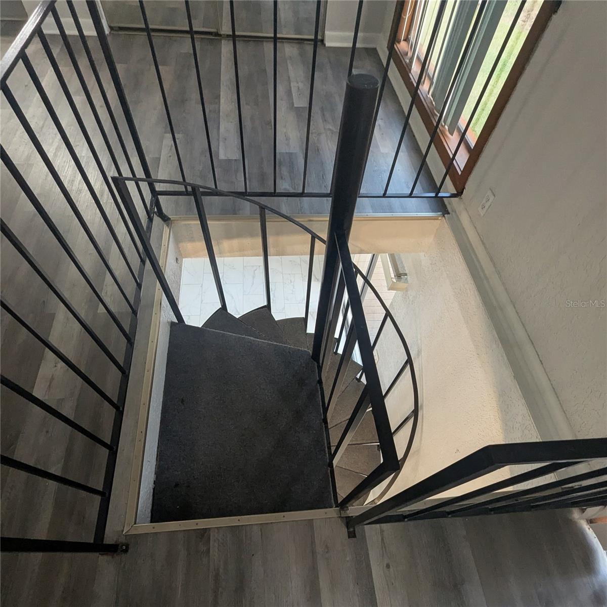 LAKE FOX SHORES - Residential Lease