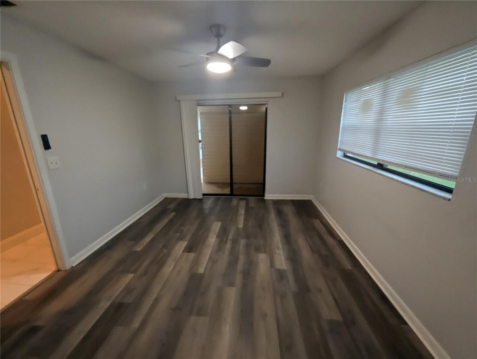 LAKE FOX SHORES - Residential Lease