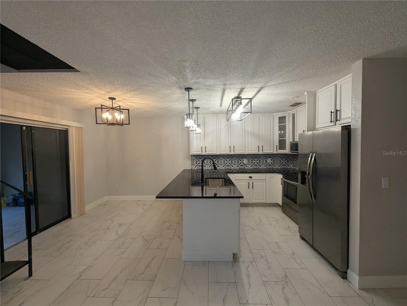 LAKE FOX SHORES - Residential Lease