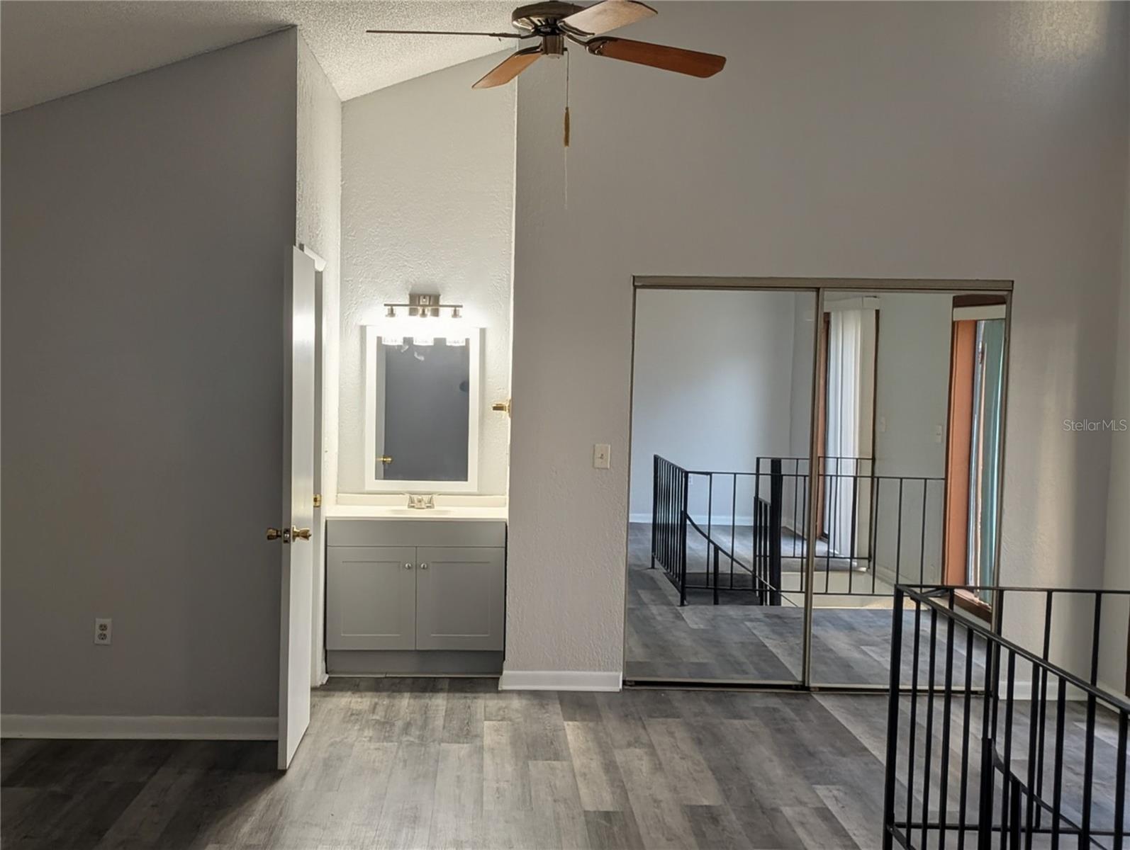 LAKE FOX SHORES - Residential Lease