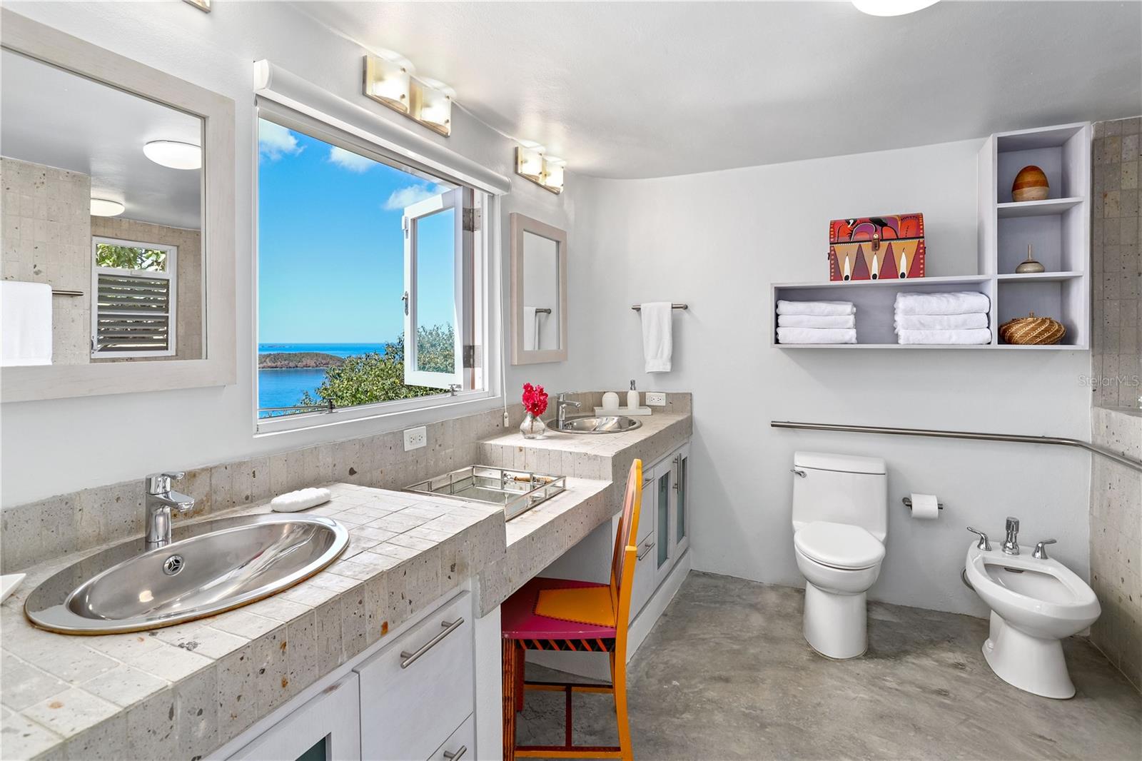 MELONES - Residential