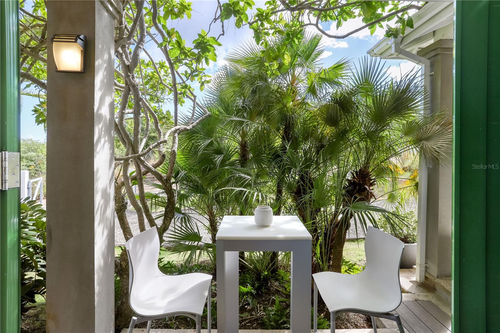 MELONES - Residential