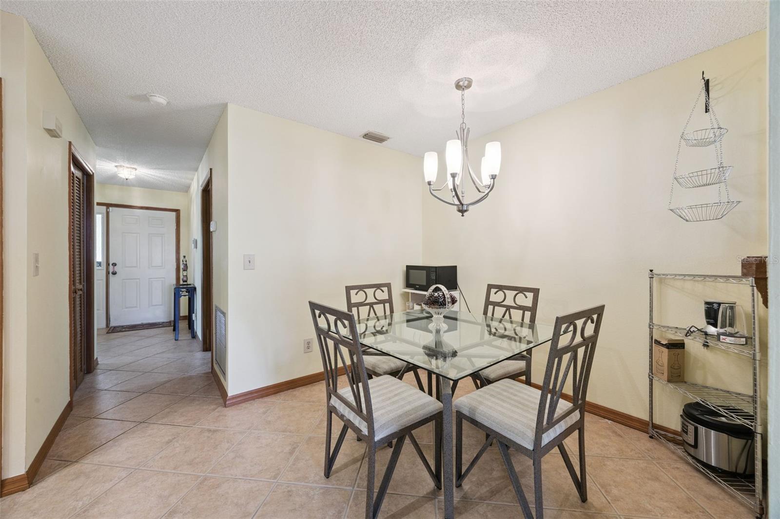 DELTONA LAKES - Residential