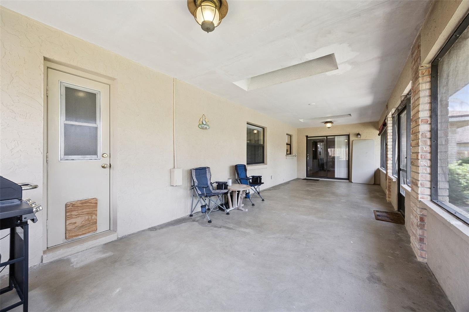 DELTONA LAKES - Residential