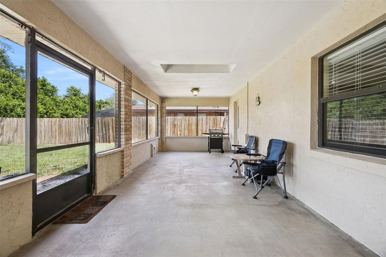 DELTONA LAKES - Residential