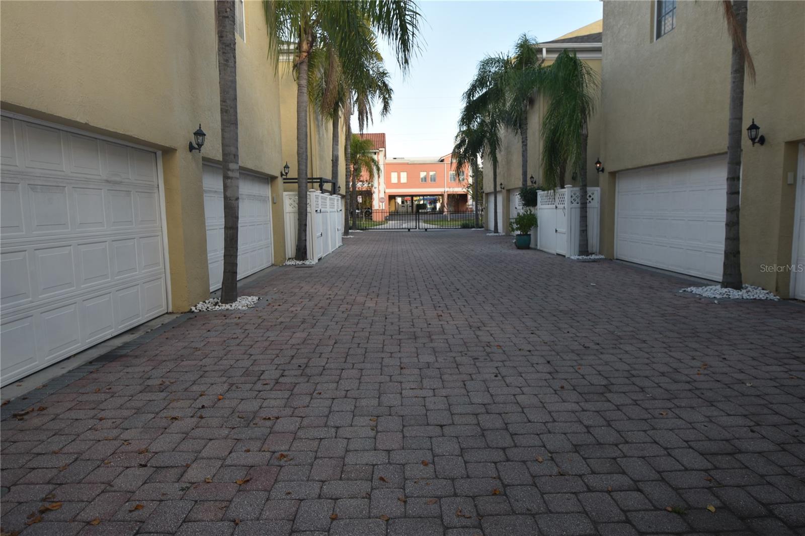 EDISON PARK - Residential Lease