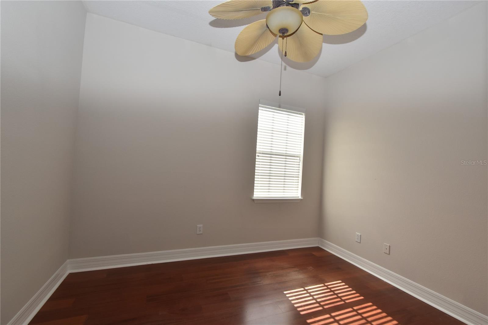 EDISON PARK - Residential Lease