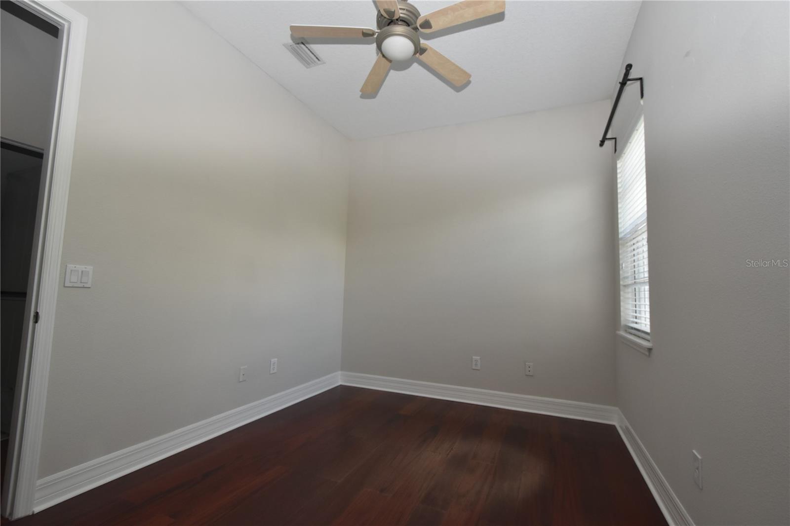 EDISON PARK - Residential Lease