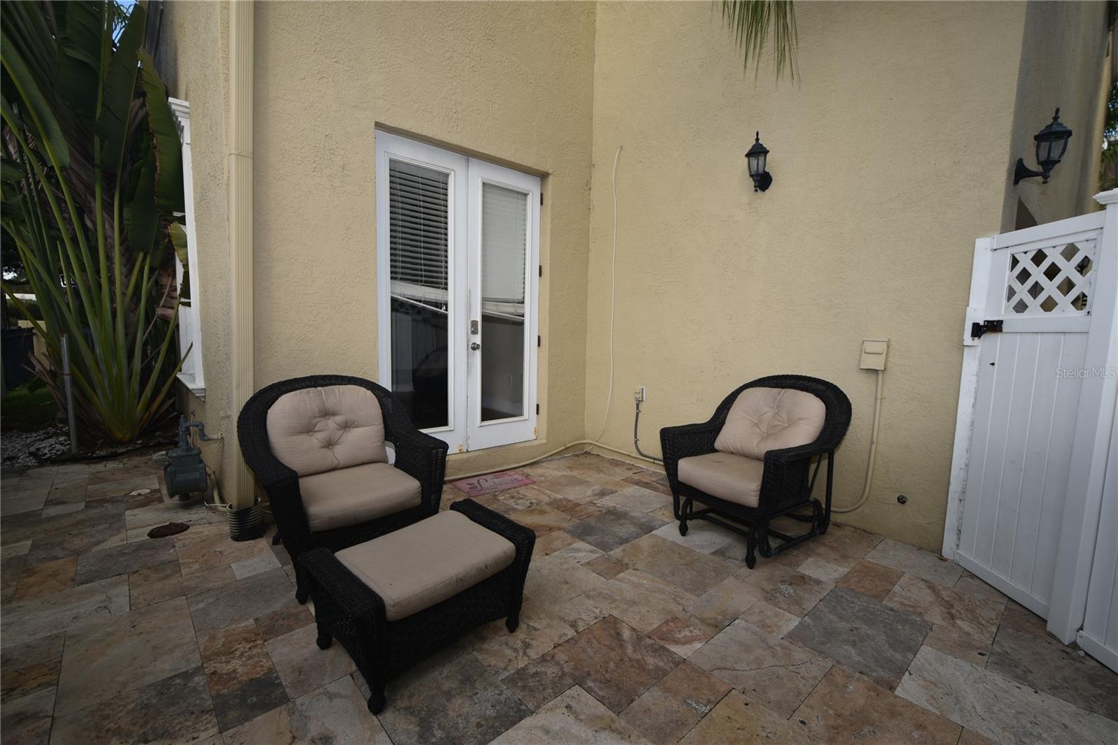 EDISON PARK - Residential Lease