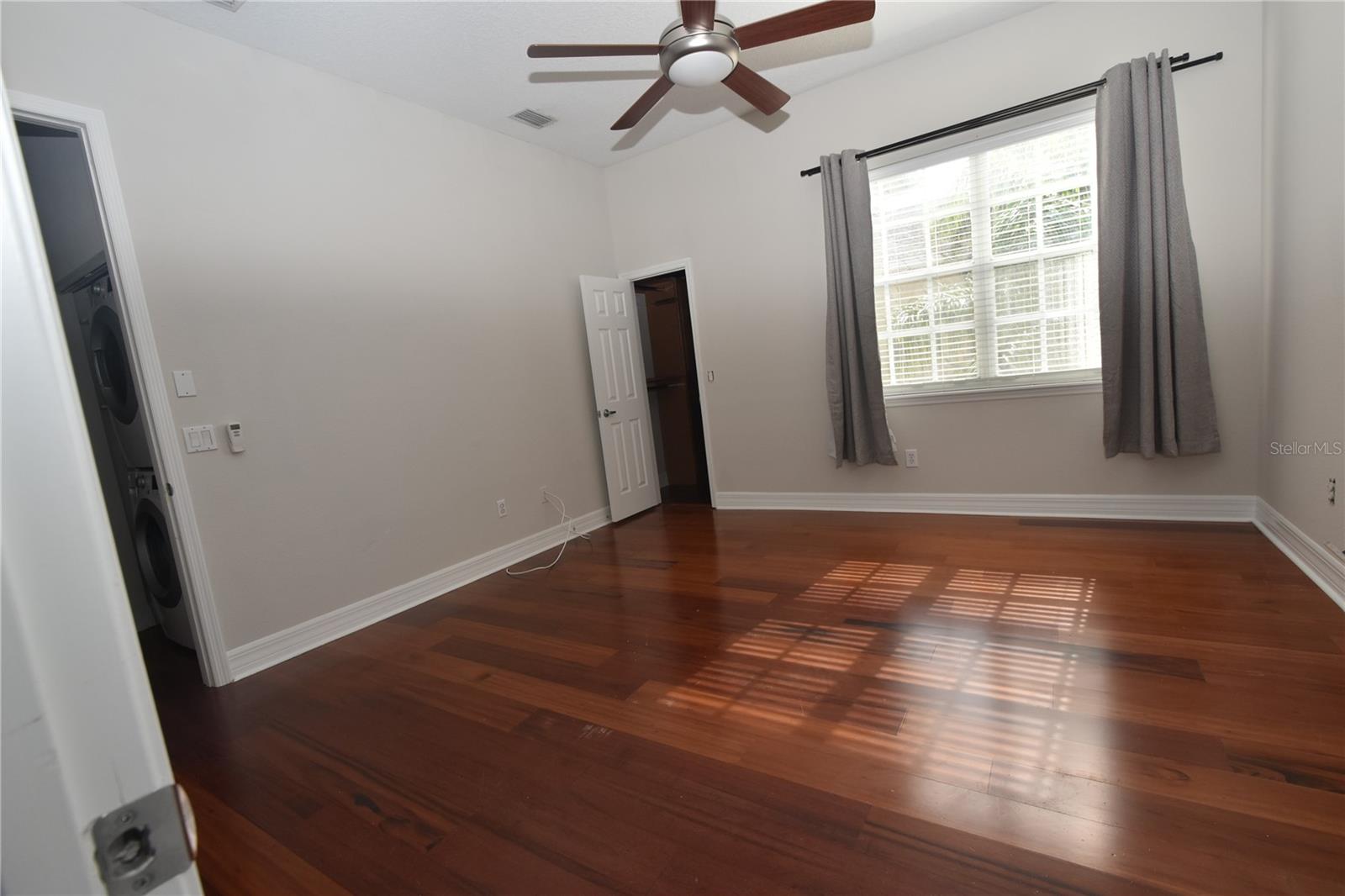 EDISON PARK - Residential Lease