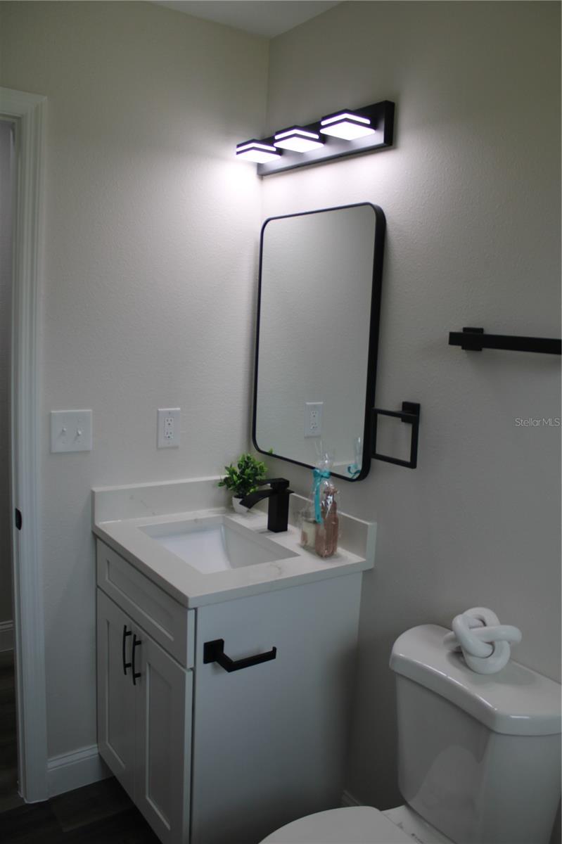 SILVER SPGS SHORES UN 47 - Residential Lease