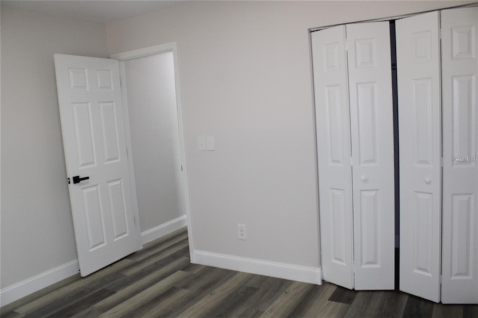 SILVER SPGS SHORES UN 47 - Residential Lease