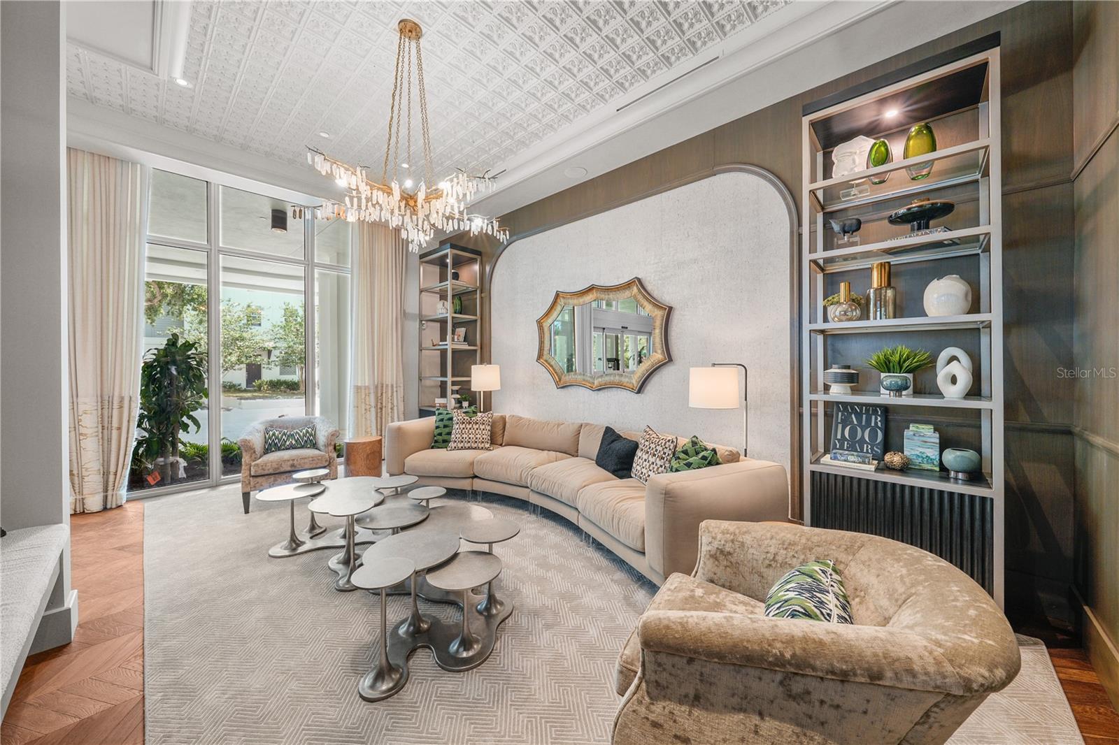 ALTURA BAYSHORE - Residential