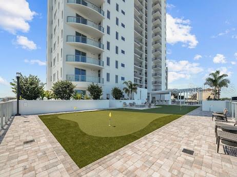 ALTURA BAYSHORE - Residential