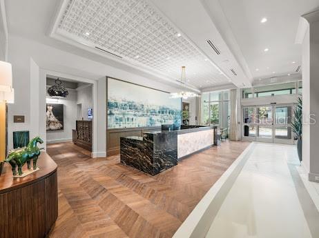 ALTURA BAYSHORE - Residential