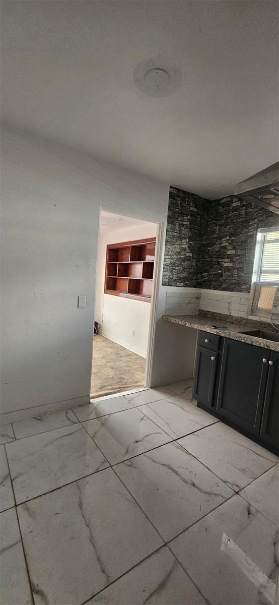 HIAWASSA HIGHLANDS - Residential Income