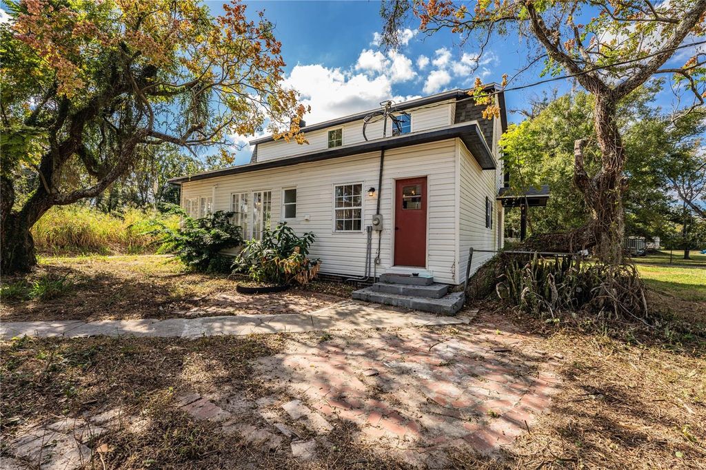 Photo of 3452 Old Tampa Highway, Lakeland, FL 33811 (MLS # L4957063)