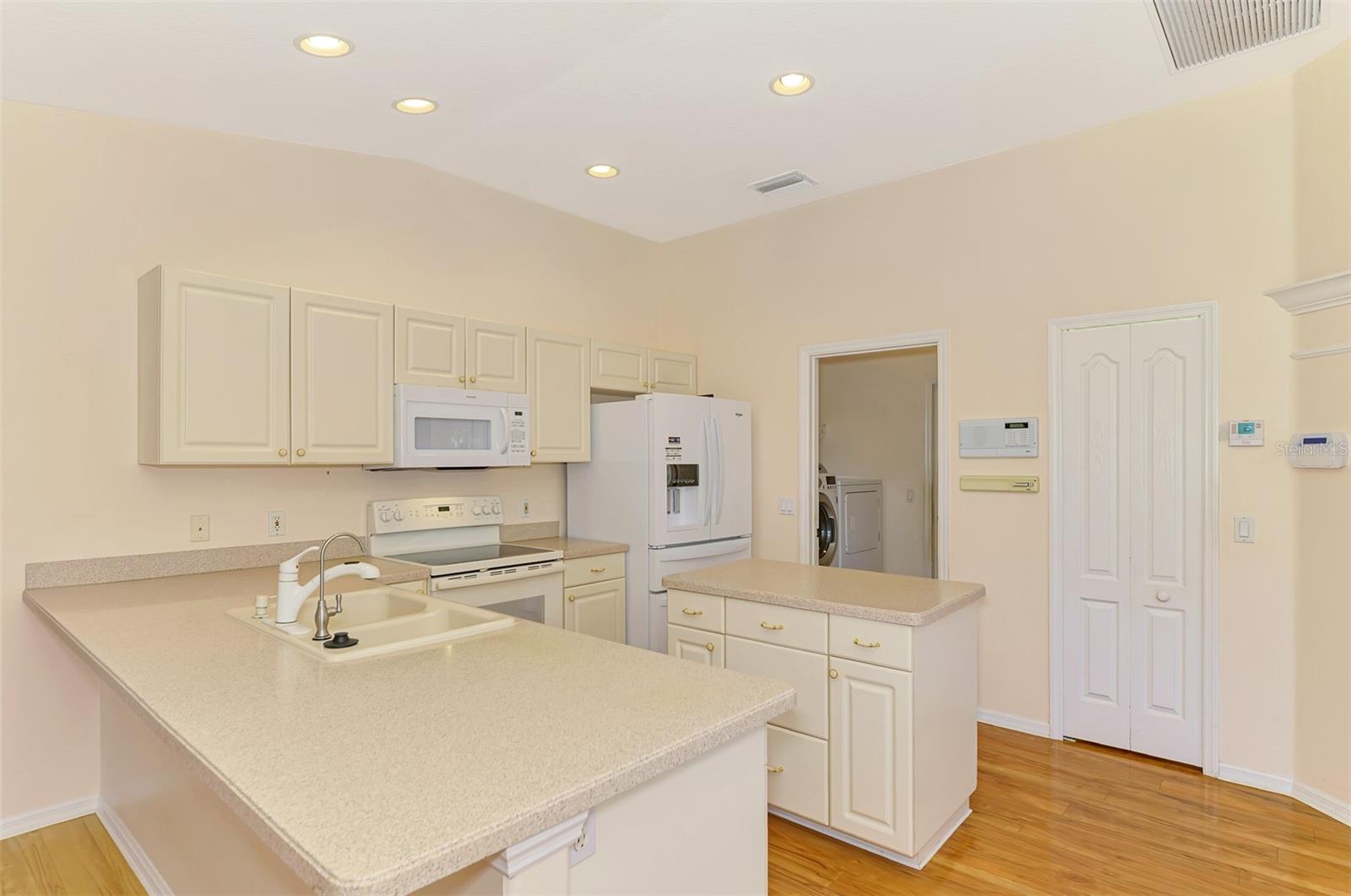 WARM MINERAL SPGS - Residential